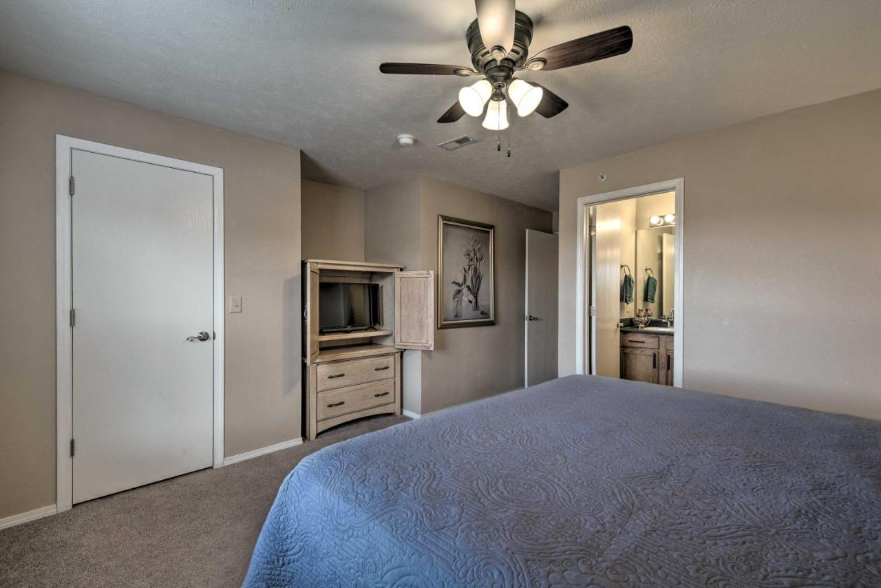 Branson Escape With Shared Pool, 5 Mi To Lake! Exteriör bild