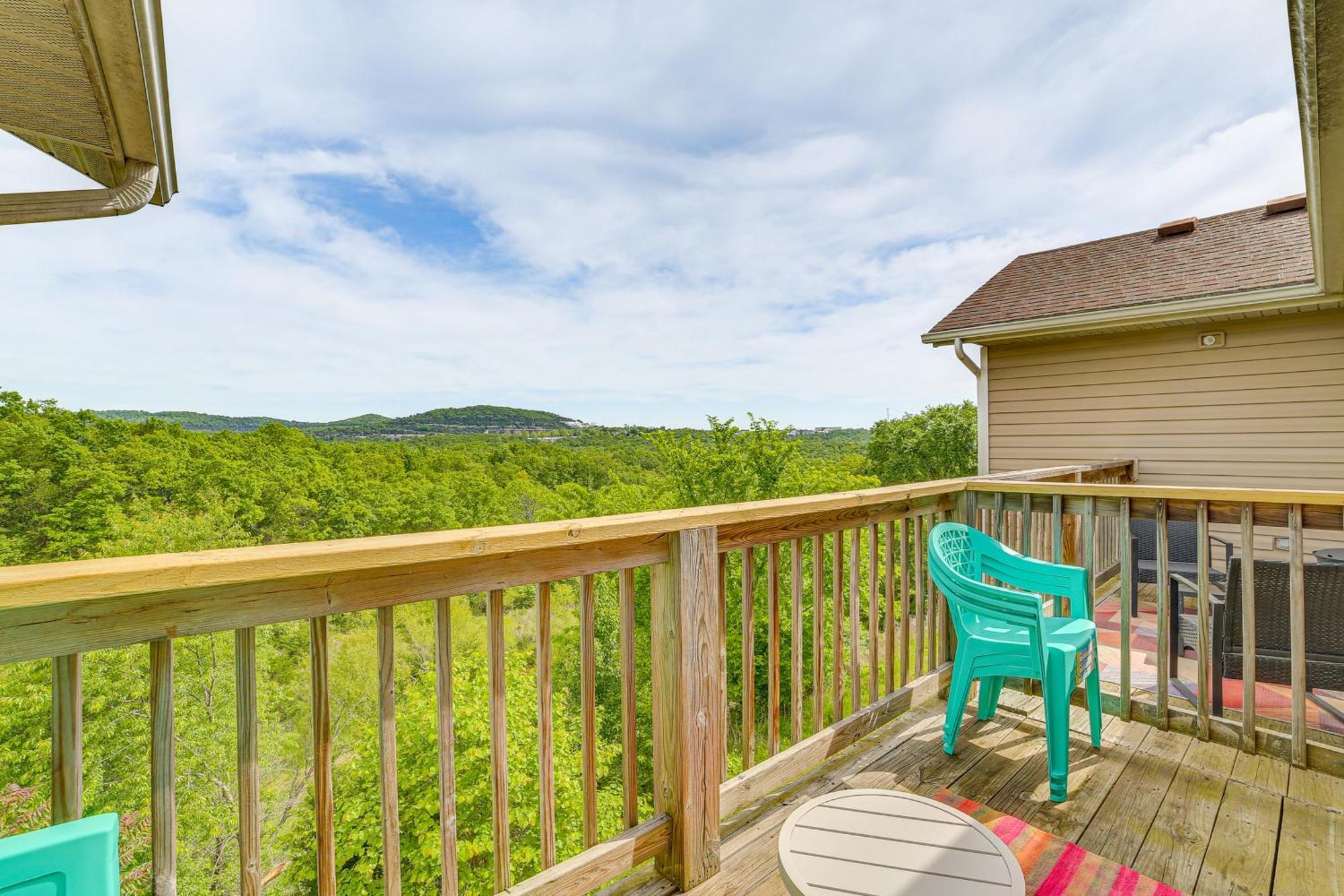 Branson Escape With Shared Pool, 5 Mi To Lake! Exteriör bild