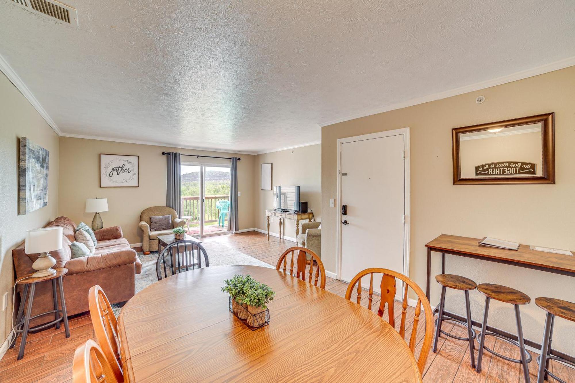 Branson Escape With Shared Pool, 5 Mi To Lake! Exteriör bild